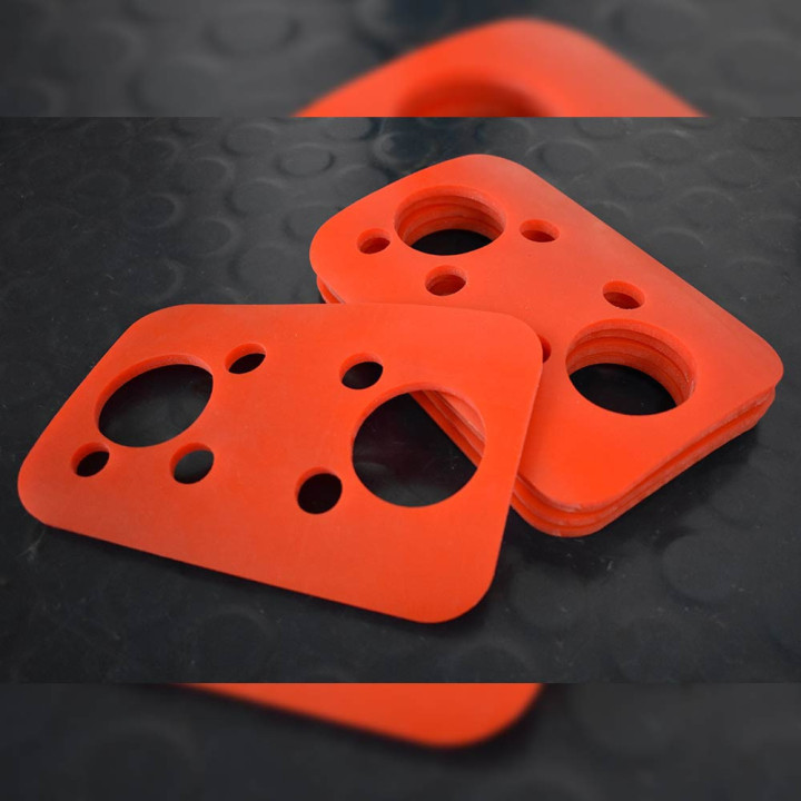 PIECES POLYURETHANE DECOUPEES